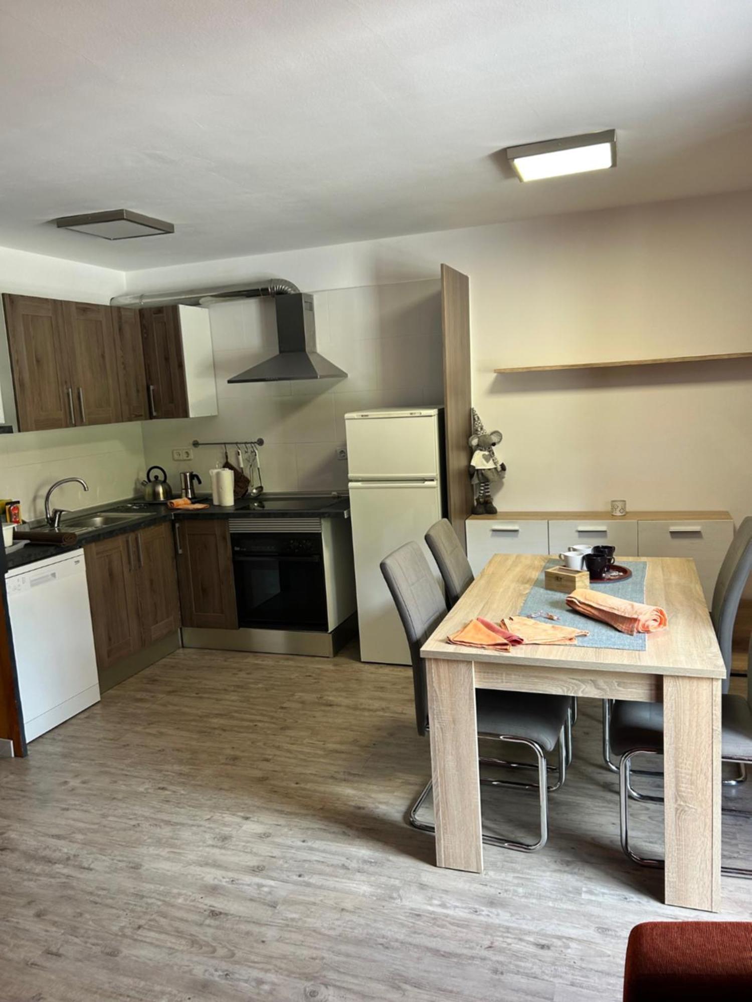 Apartaments Arenys De Boi Bohi Bilik gambar